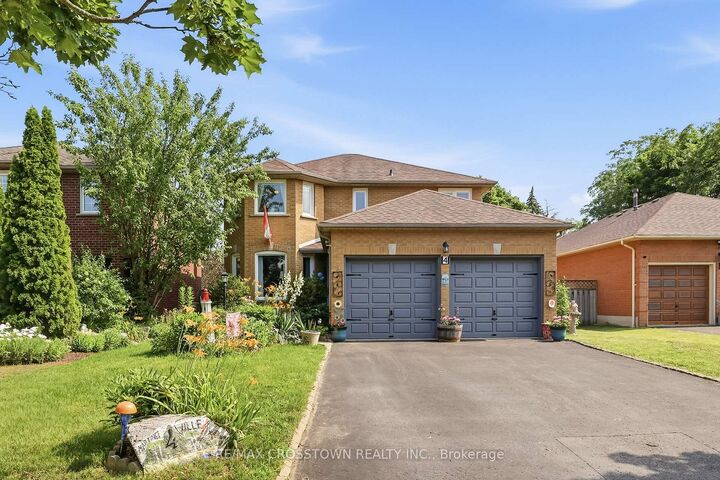 Property Photo: 4 Martinet Street ON L1N 8K8
