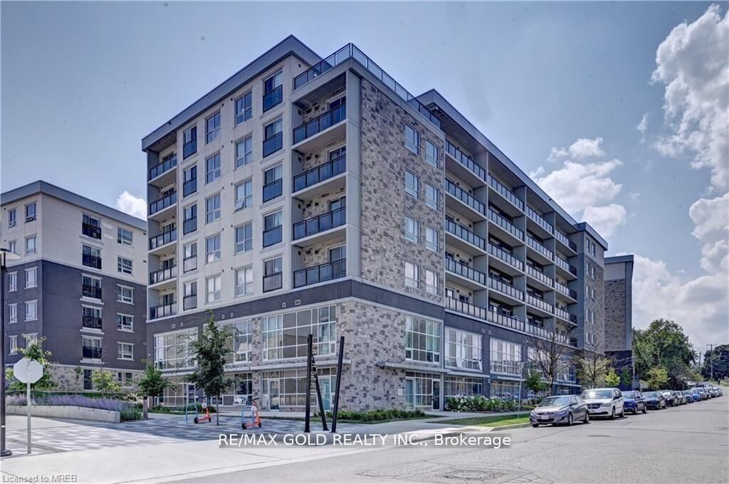 Property Photo:  275 Larch Street  ON N2L 3R2 