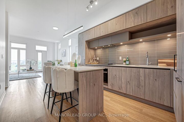 Property Photo: 9 Steckley House Lane 501 ON L4S 0N1