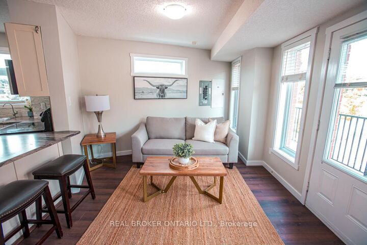 Property Photo:  489 East Avenue B  ON N2H 0A8 