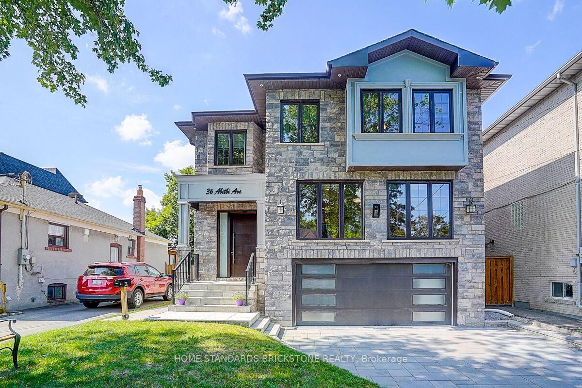 Property Photo:  36 Abitibi Avenue  ON M2M 2V1 