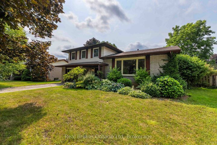 Property Photo: 481 4th 'A' Street W ON N4K 3K2