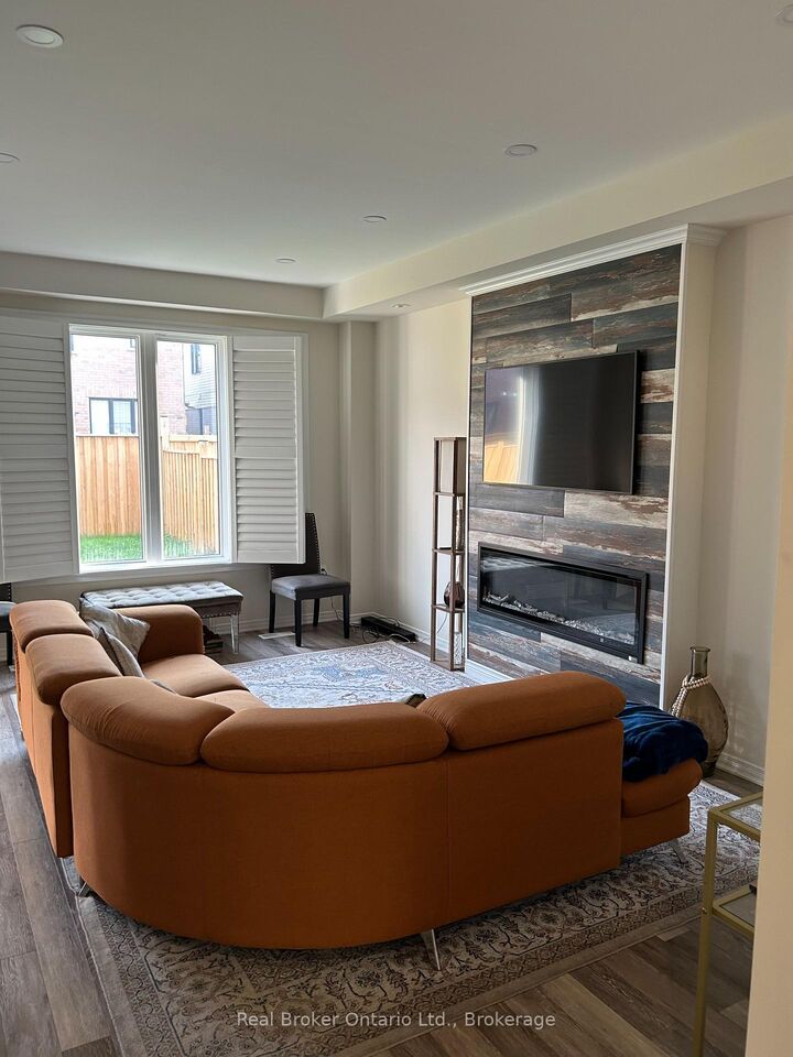 Property Photo:  51 Magdalena Street  ON L8J 0M3 