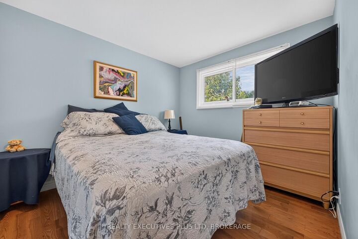 Property Photo: 6245 Pitton Road ON L2H 1S2