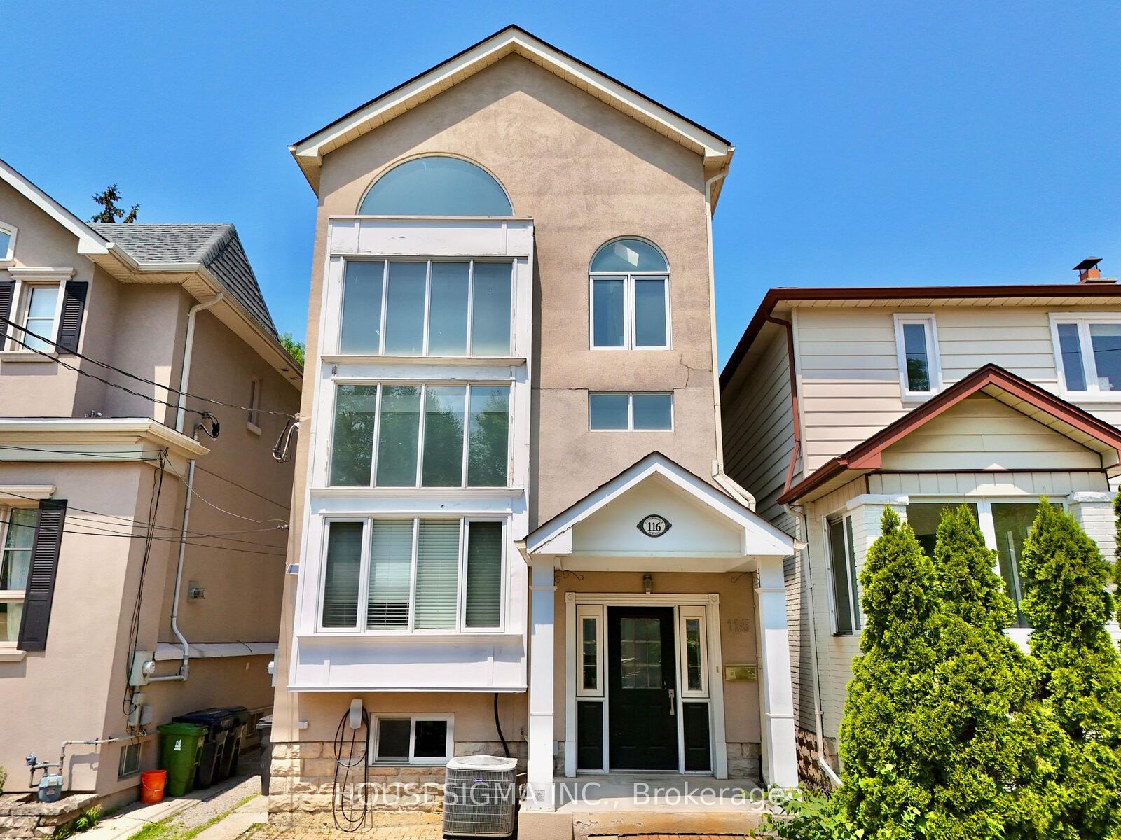 Property Photo: 116 Cranbrooke Avenue Main ON M5M 1M7