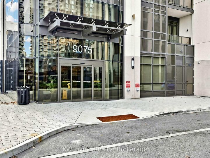 Property Photo: 9075 Jane Street 2104 ON L4K 0L7
