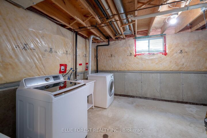 1387 Idylwood Road — photo 1