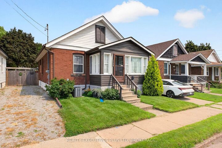 Photo de la propriété:  5179 Huron Street  ON L2E 2K2 