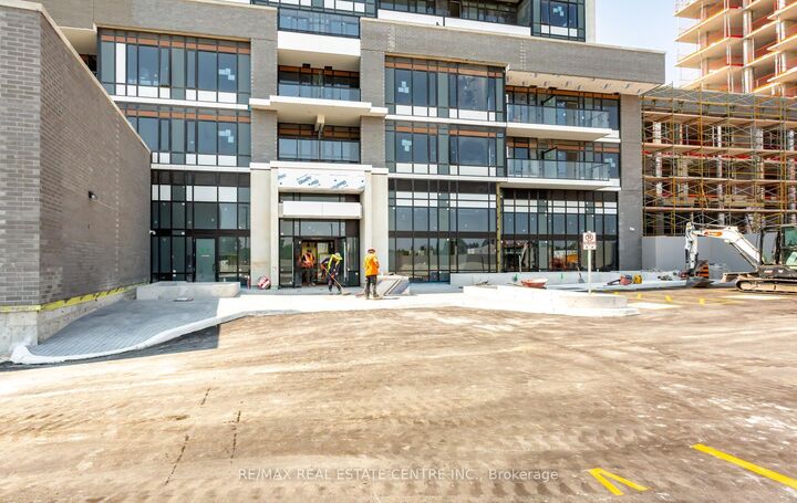 Photo de la propriété: 8010 Derry Road W 1307 ON L9T 3L3