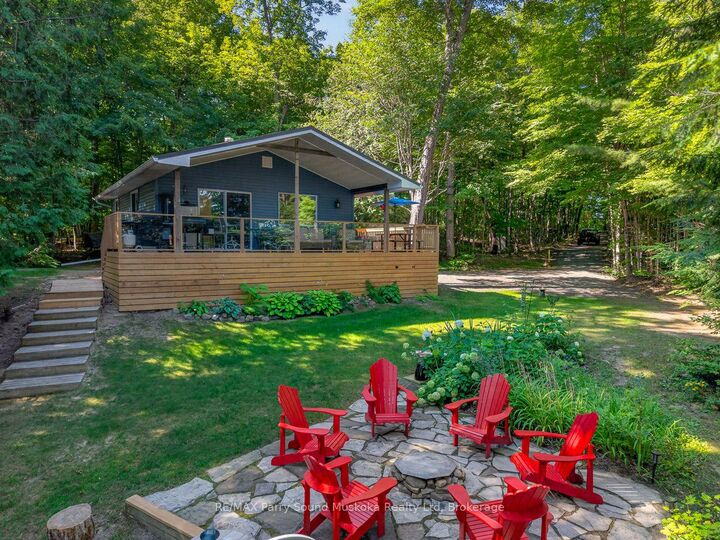 12 Silver Birch Circle — photo 1