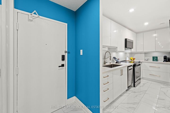 Property Photo: 100 Mornelle Court 1059 ON M1E 4X2