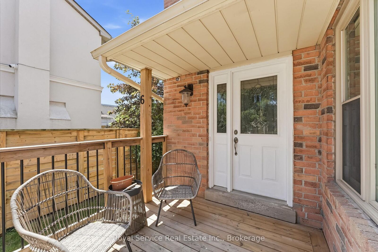 Property Photo: 6 Gilmour Drive ON L1S 5J8