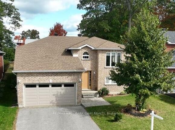Property Photo: 139 Wawinet Street ON L4R 5A9