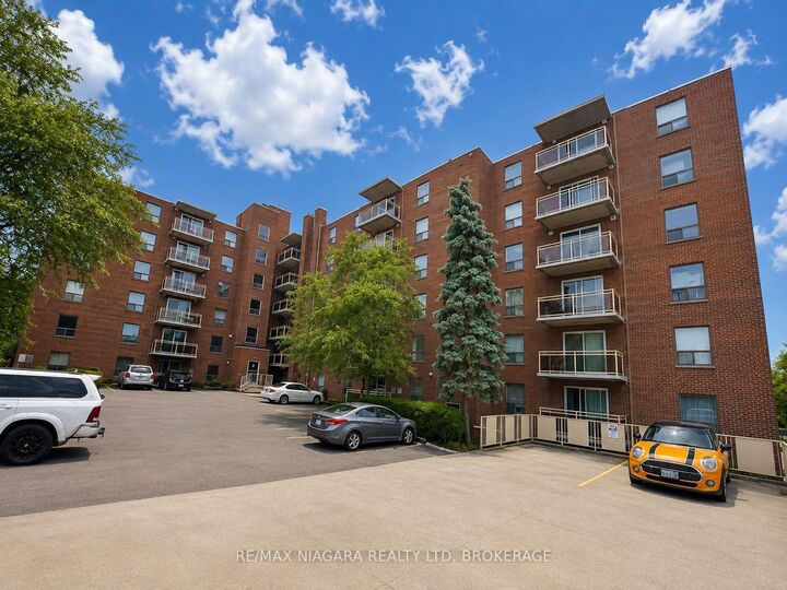Property Photo:  99 Church Street 605  ON L2R 3E1 