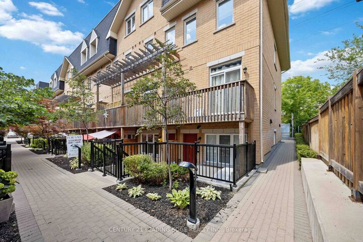 Property Photo: 380 Hopewell Avenue 121 ON M6E 2S2