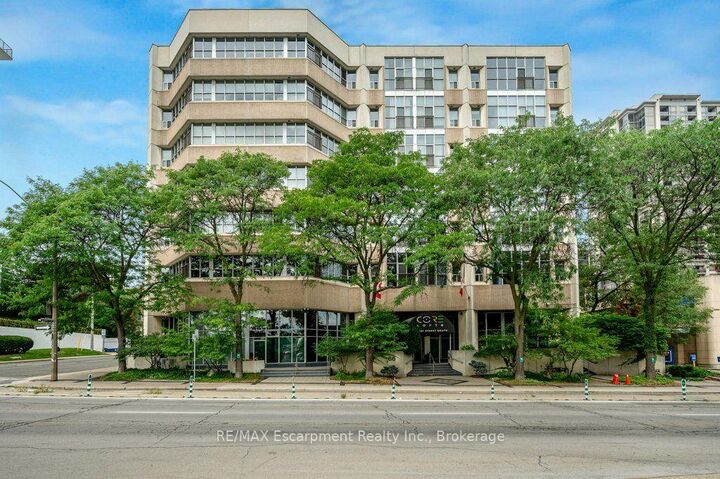 66 Bay Street S 107 — photo 1