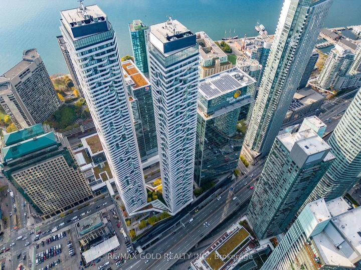 100 Harbour Street 1202 — photo 1