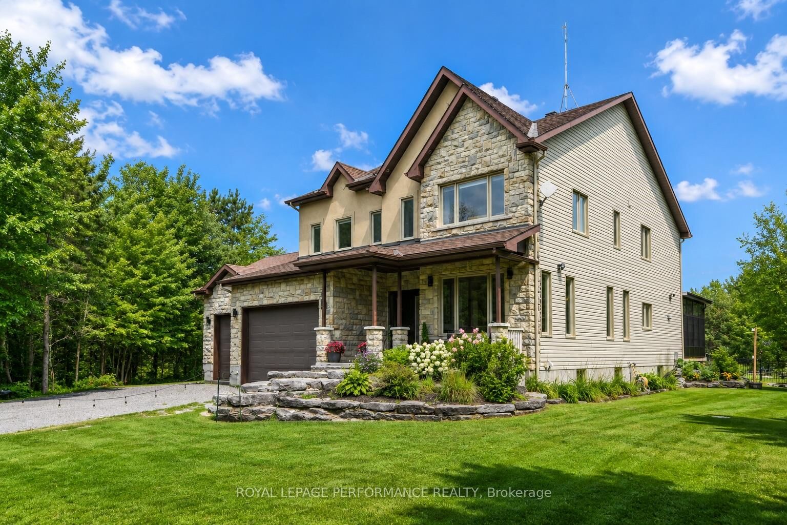 Property Photo: 1466 Calypso Street ON K0A 2M0