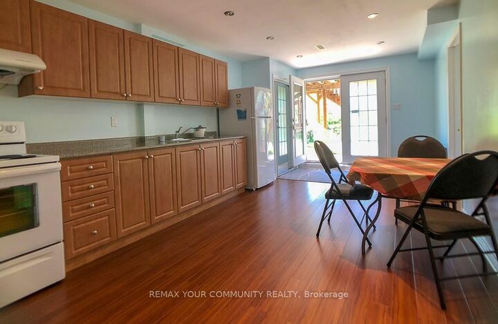 Property Photo:  57 Old Orchard Crescent  ON L4S 0A2 
