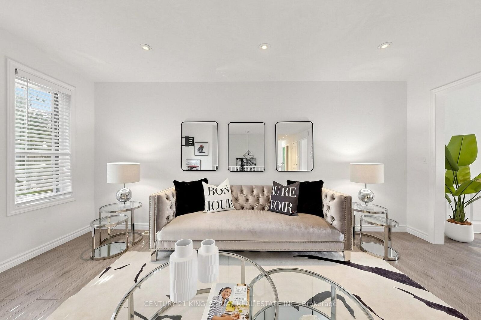 Property Photo: 20 Kerfoot Crescent ON L4P 4C1
