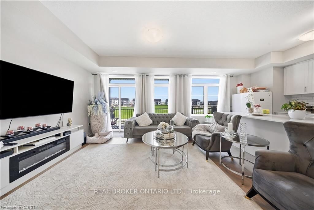 Property Photo: 176 Wheat Lane 88 ON N2R 1R7