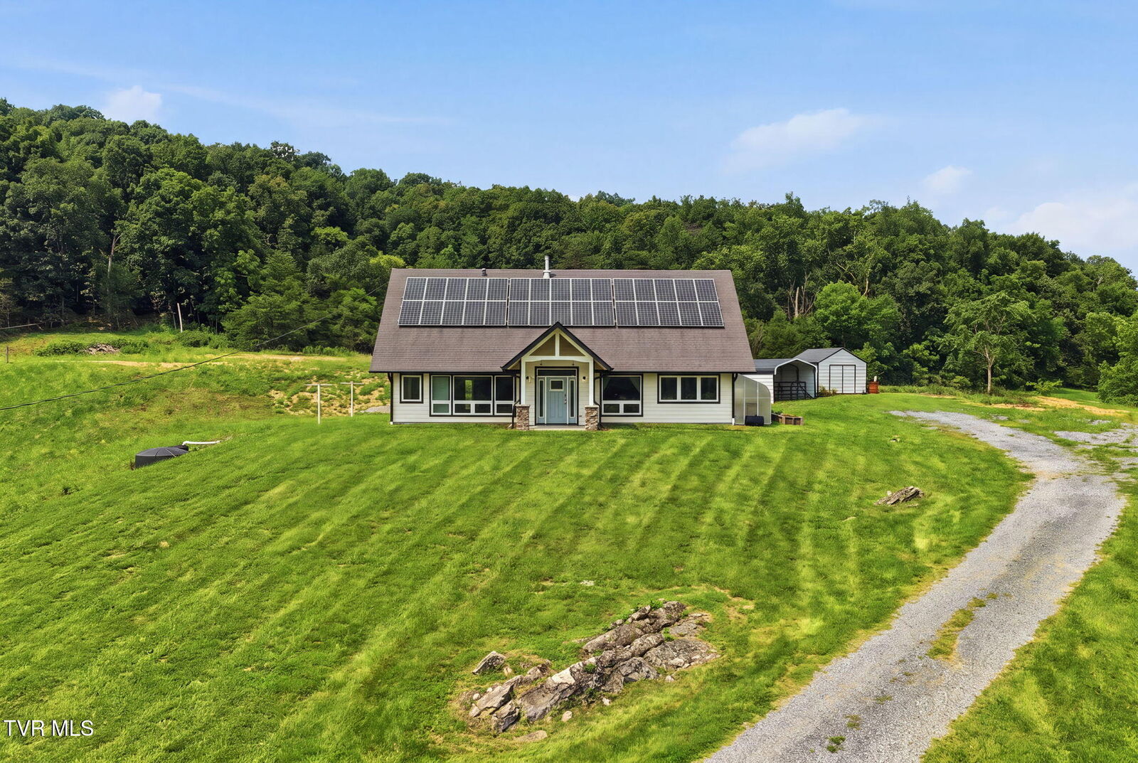 Property Photo:  520 Henson Road  TN 37620 