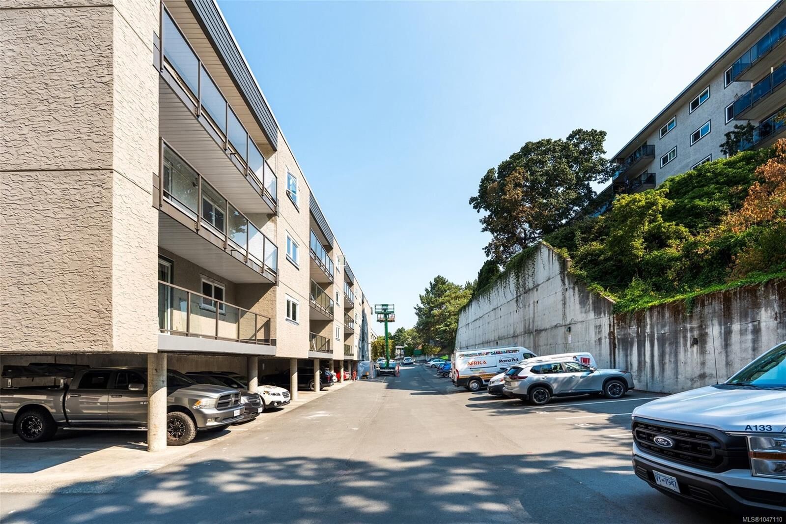 Property Photo:  3255 Glasgow Ave #421  BC V8X 4S4 