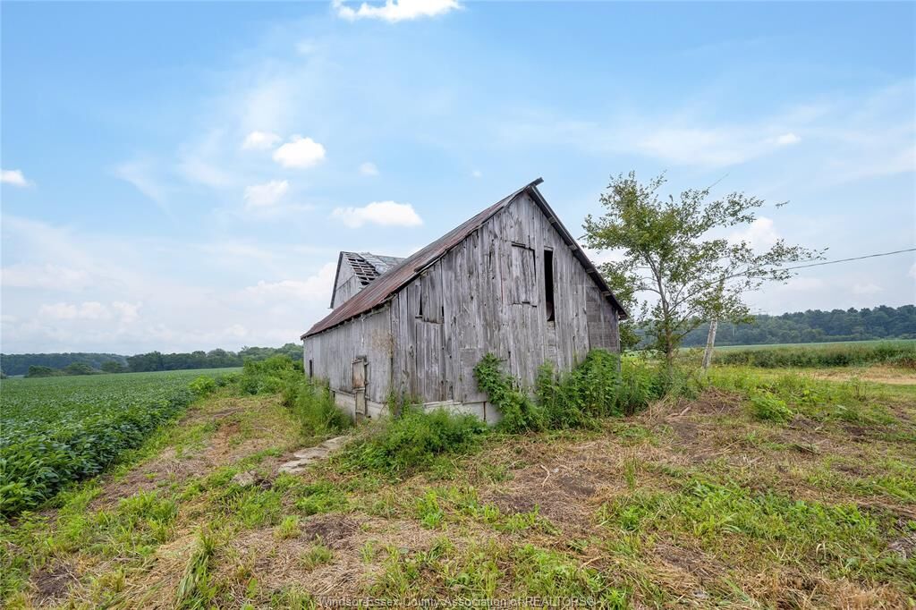 Property Photo: 1094 Hale School Road ON N0P 1K0