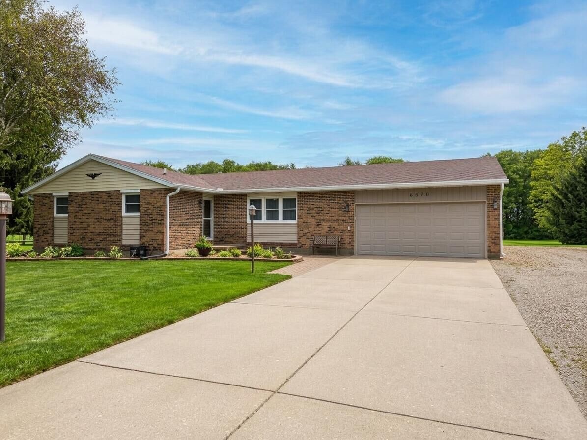 Property Photo: 6670 Middle Urbana Road OH 45502