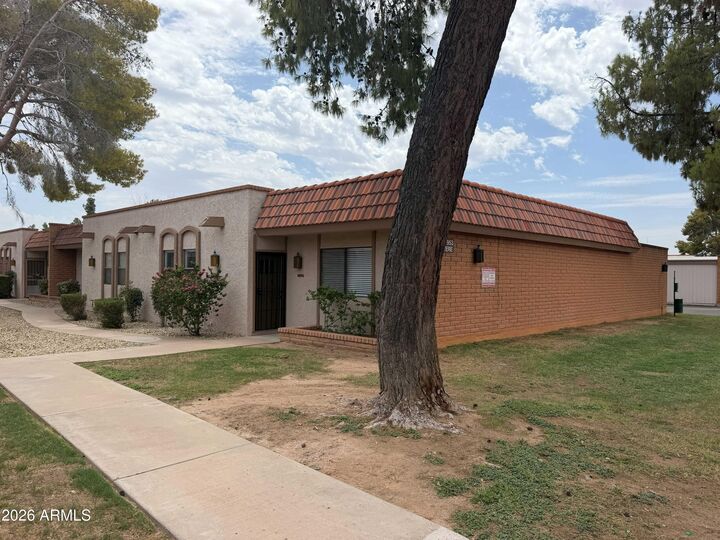 Property Photo: 943 N Revere -- AZ 85201