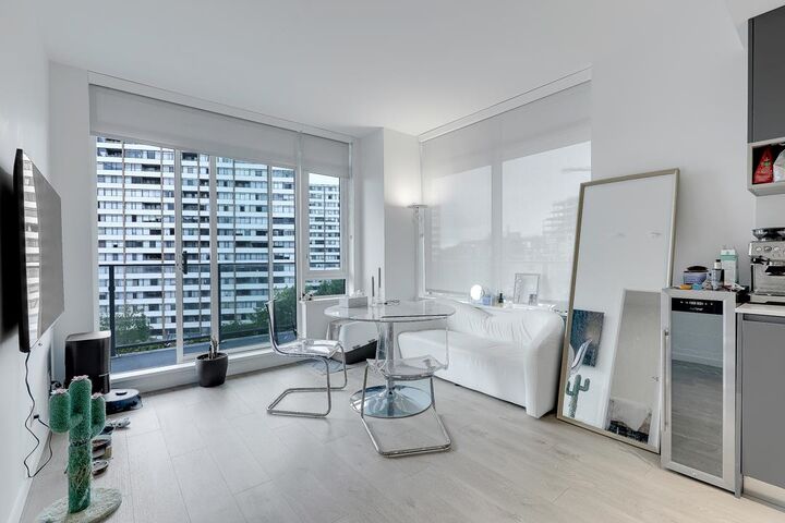 Property Photo: 6500 Minoru Boulevard 642 BC V6Y 0N2