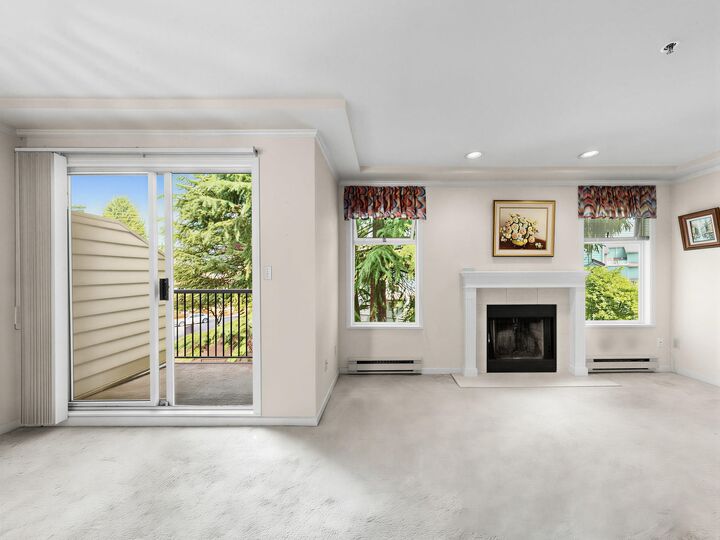 Property Photo: 7110 Barnet Road 10 BC V5A 4S3