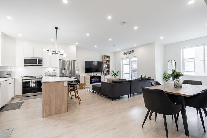 Property Photo: 6138 128 Street 27 BC V3X 0K9