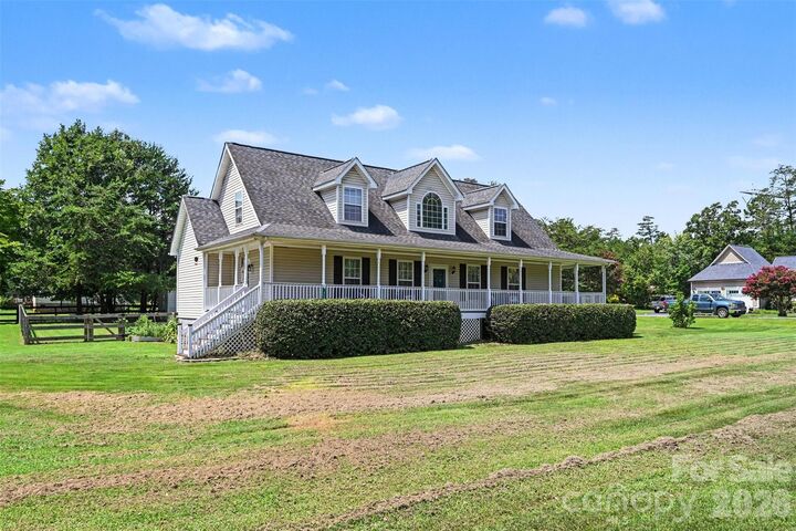 Property Photo: 1945 Rhyne Road NC 28034
