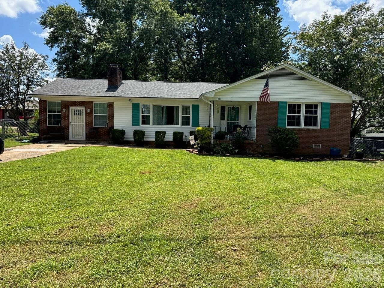 Property Photo:  515 Lakewood Drive  NC 28056 