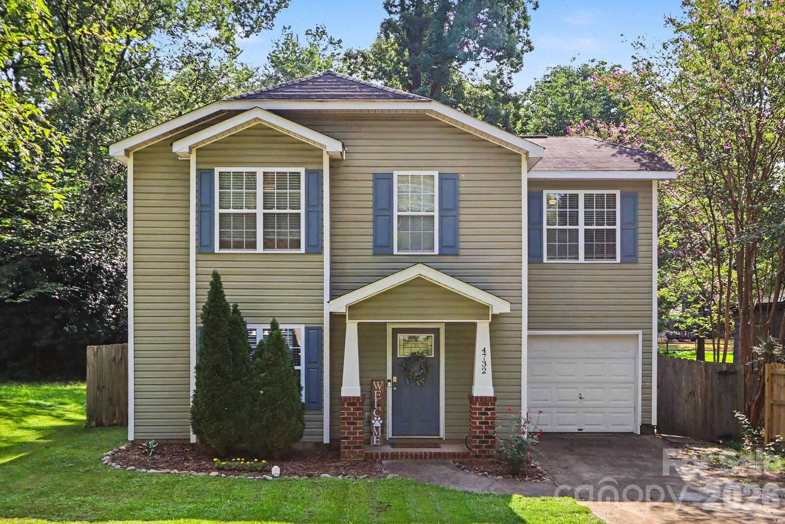 Property Photo: 4732 Grasset Avenue NC 28269