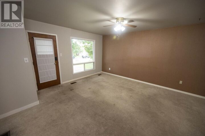 Property Photo:  337 Otto Street  ON P7A 2V2 