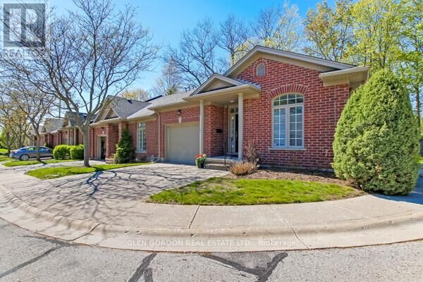 417 Hyde Park Road 5 — photo 1