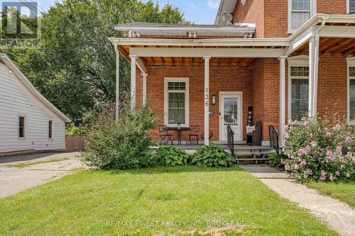 Property Photo: 136 Robert Street ON K7R 2M5