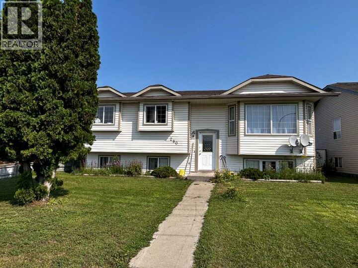 280 Upland Avenue West — photo 1