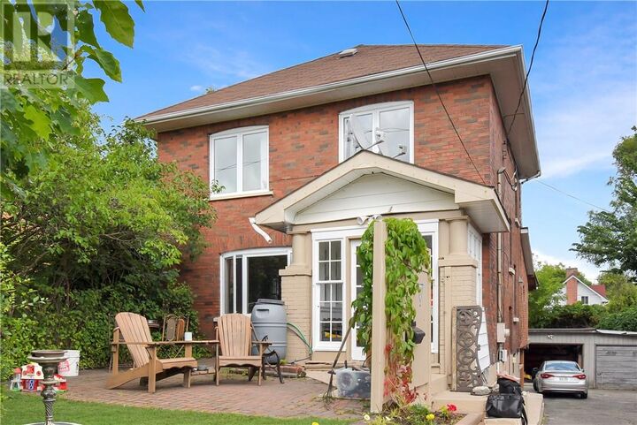 Property Photo: 320 Nelson Street ON P3B 2N8