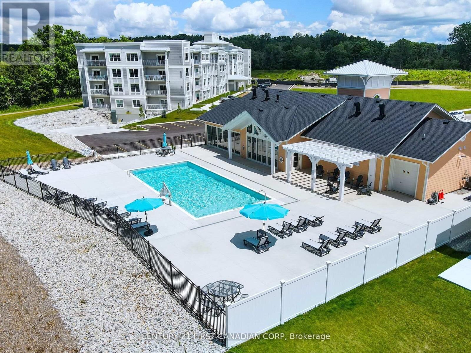 Property Photo:  100 The Promenade 403  ON N5L 0B7 