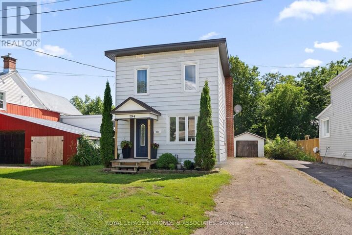 Property Photo: 594 Isabella Street ON K8A 5V3