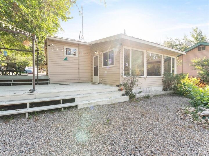 Property Photo: 27 Lester Boulevard MB R0E 0E0