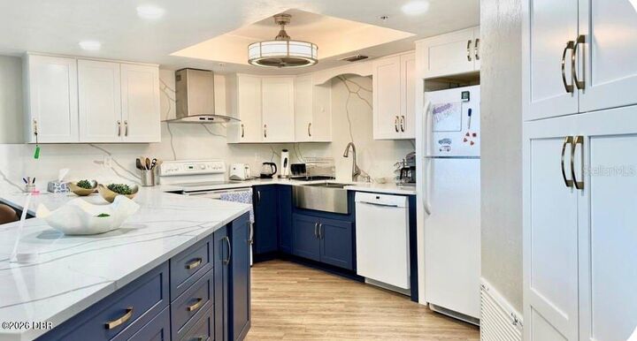 Property Photo:  2545 S Atlantic Avenue 206  FL 32118 