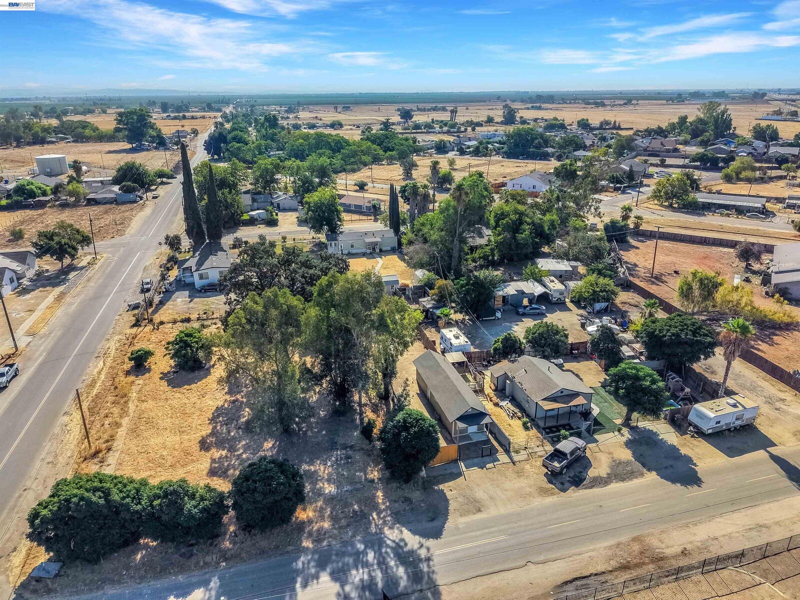 Property Photo: 22479 Maple St CA 93610