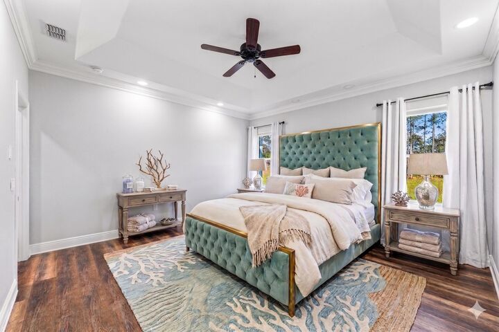 Property Photo: 492 E Club House Drive FL 32439