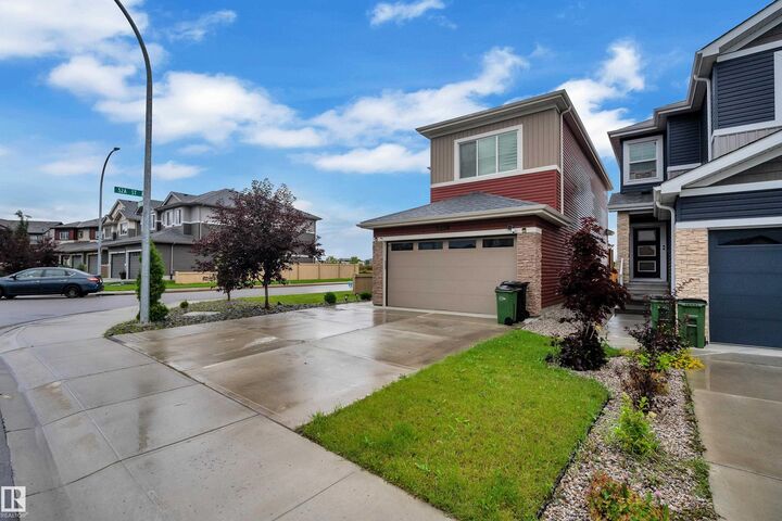 Property Photo:  5228 169 Ave NW NW  AB T5Y 0R7 