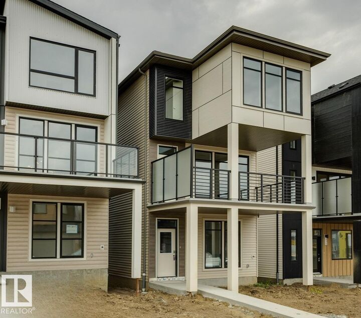 440 31 Street SW — photo 1