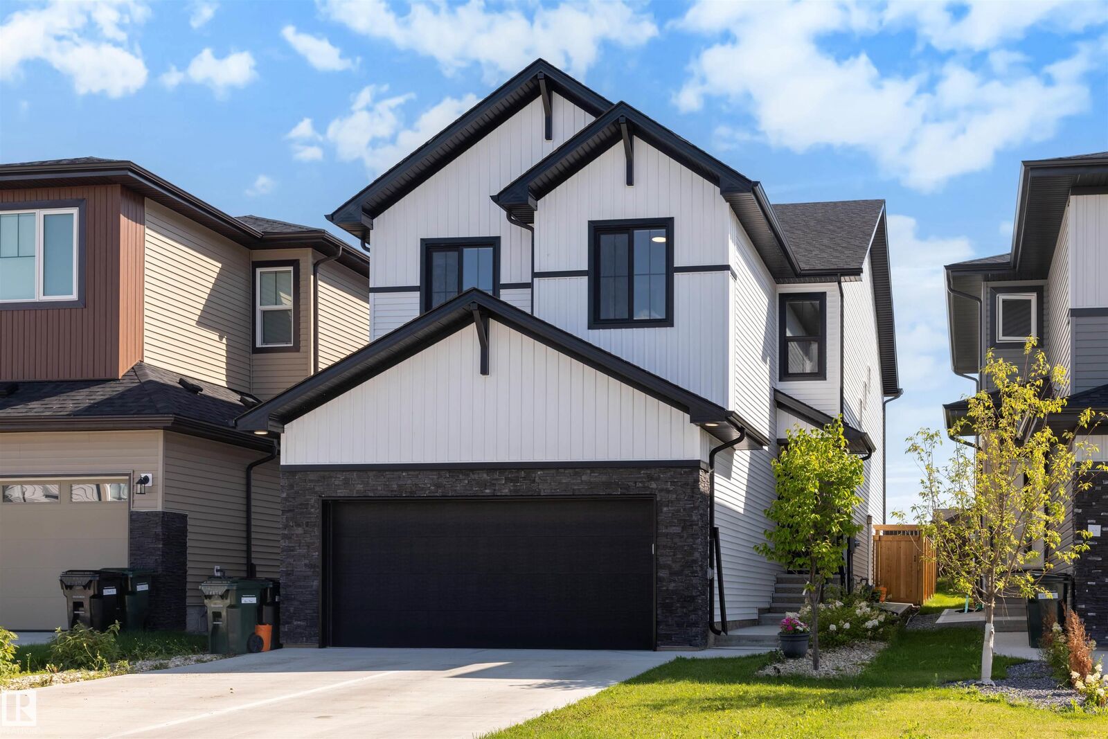 Property Photo: 61 Penn Place AB T7X 2W7